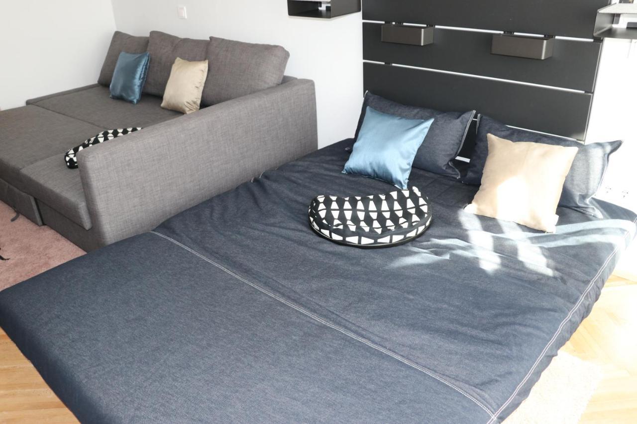 セゲドPetofi Apartmanアパートメント エクステリア 写真
